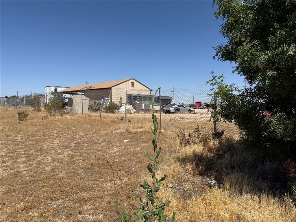 13035 Seneca Road Victorville, CA 92392 - Photo 1 of 8