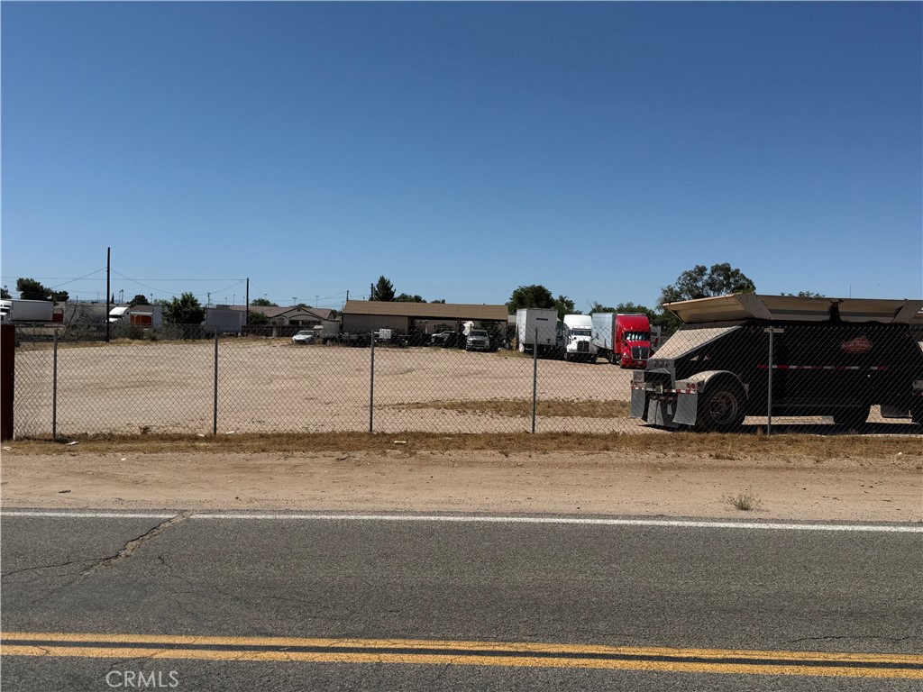 13035 Seneca Road Victorville, CA 92392 - Photo 4 of 8