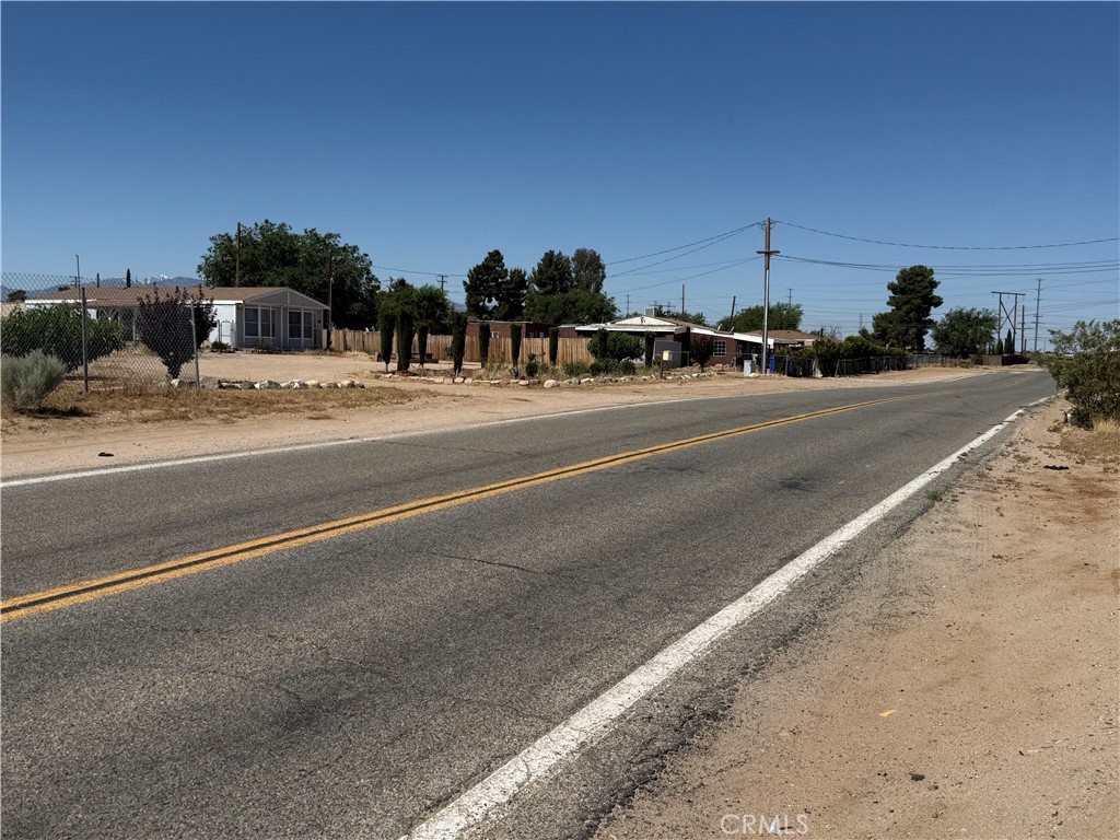 13035 Seneca Road Victorville, CA 92392 - Photo 5 of 8