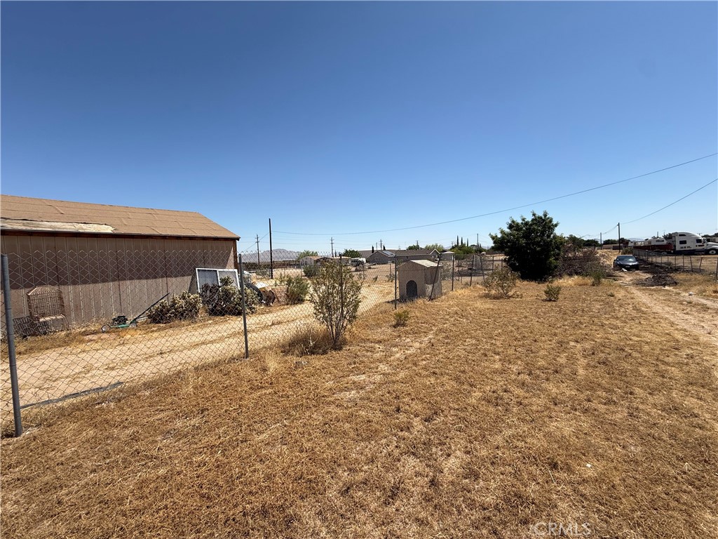 13035 Seneca Road Victorville, CA 92392 - Photo 7 of 8