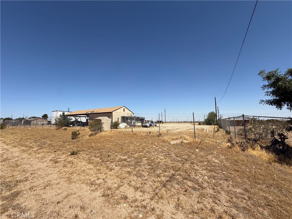 13035 Seneca Road Victorville, CA 92392 - Photo 8 of 8