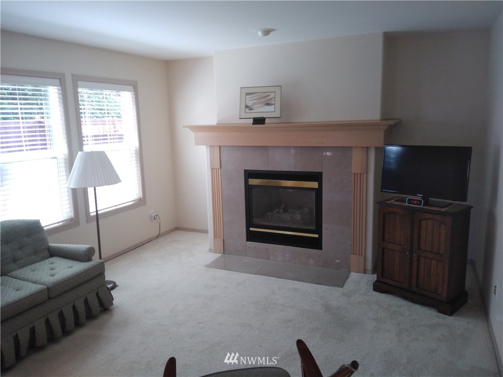 18823 1st Place West Bothell, WA 98012 - Photo 3 of 15