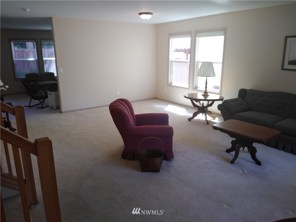 18823 1st Place West Bothell, WA 98012 - Photo 4 of 15
