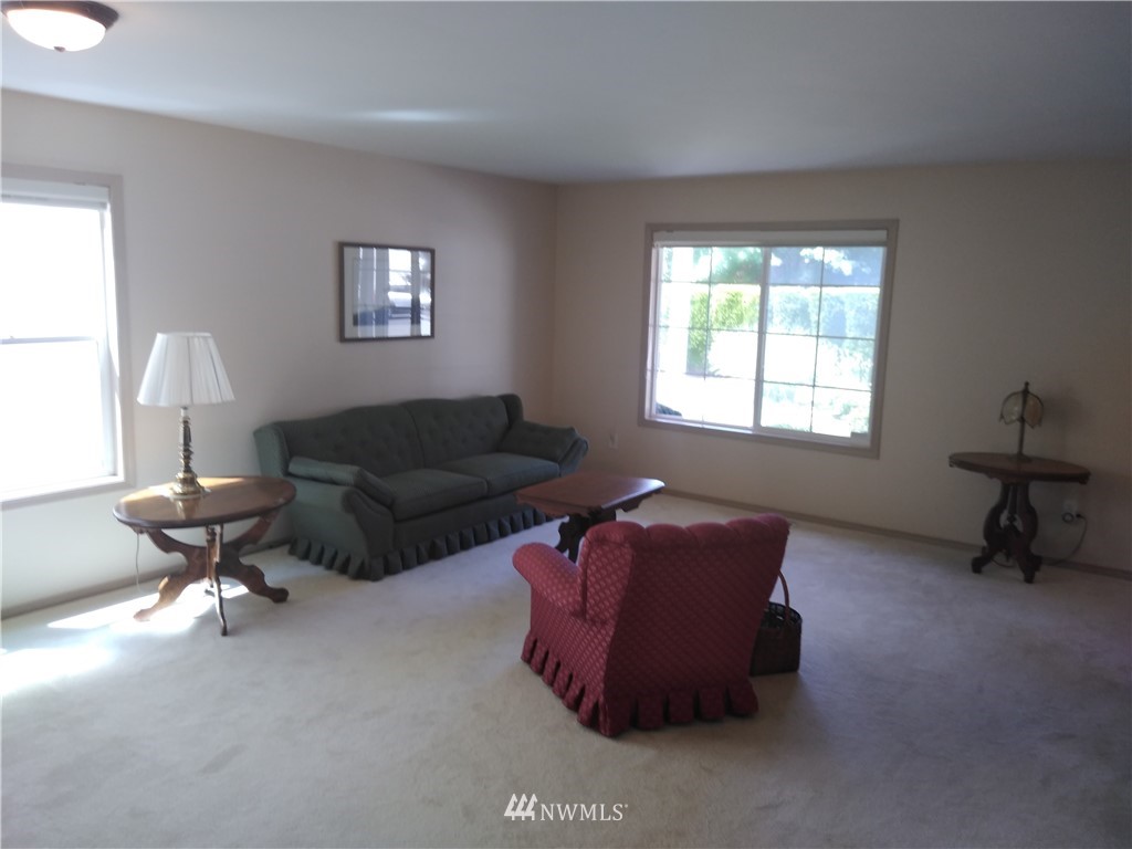 18823 1st Place West Bothell, WA 98012 - Photo 6 of 15