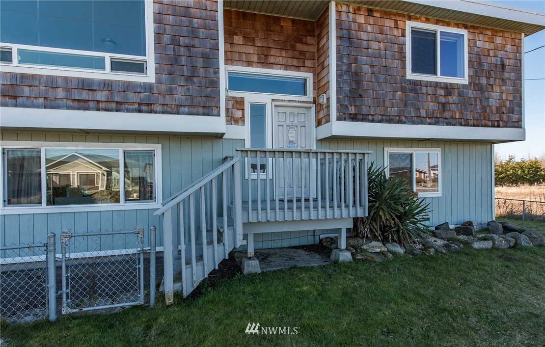 1192 3 Crabs Road Sequim, WA 98382 - Photo 1 of 25 Gallery Image 1
