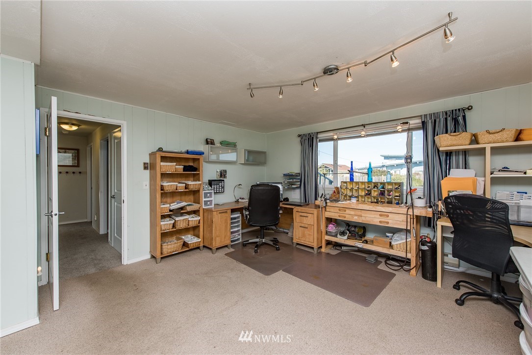 1192 3 Crabs Road Sequim, WA 98382 - Photo 16 of 25 Gallery Image 16