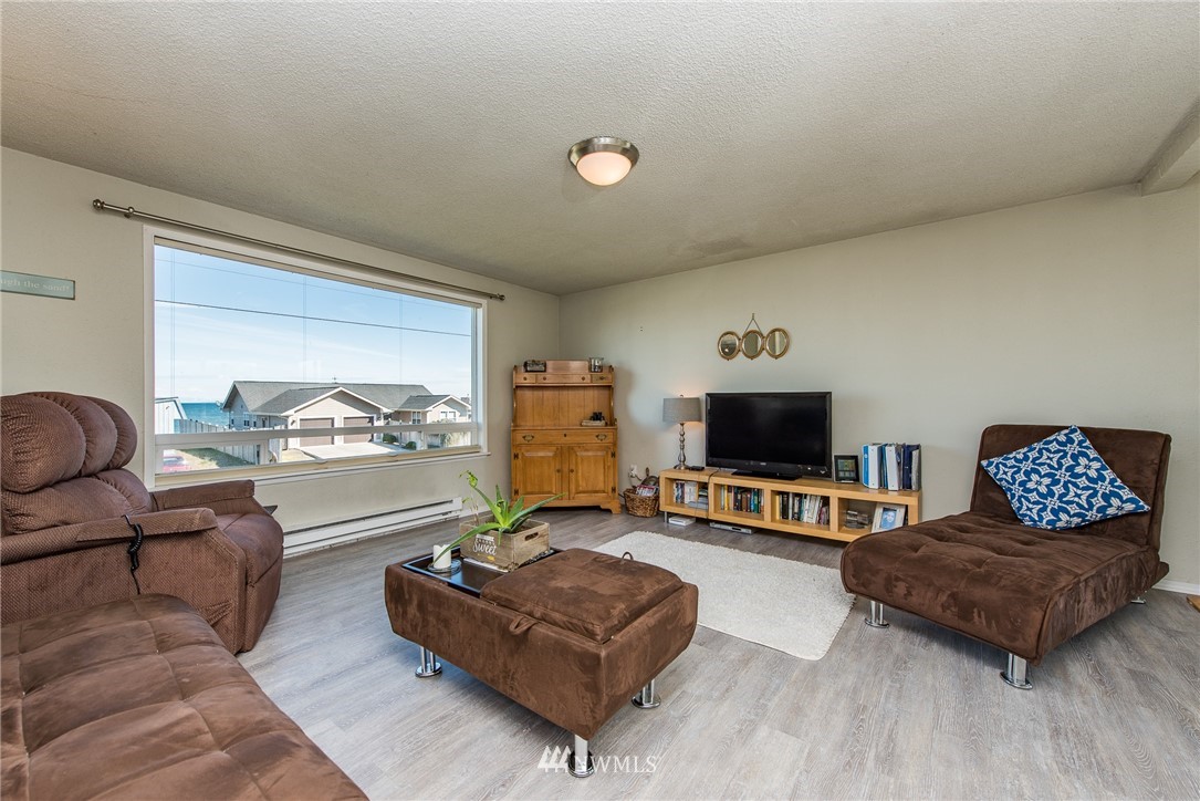 1192 3 Crabs Road Sequim, WA 98382 - Photo 10 of 25 Gallery Image 10