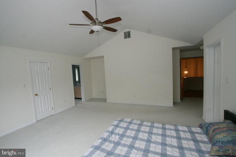 7008 Ridgeway Drive Springfield, VA 22150 - Photo 22 of 30 Bedroom (Master)