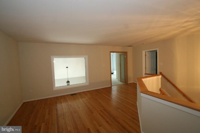 7008 Ridgeway Drive Springfield, VA 22150 - Photo 25 of 30 Family Room