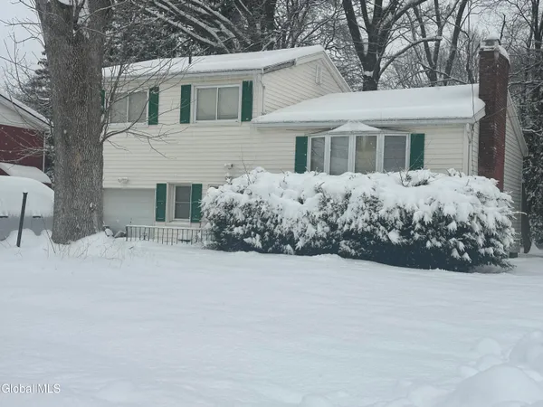 $285,000 | 3307 Woodlawn Avenue, Schenectady, NY 12304