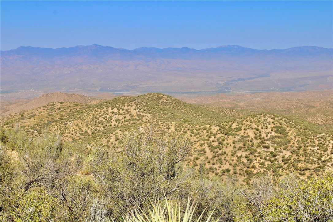 One Spirit Trail Kingman, AZ 86401 - Photo 25 of 38 View