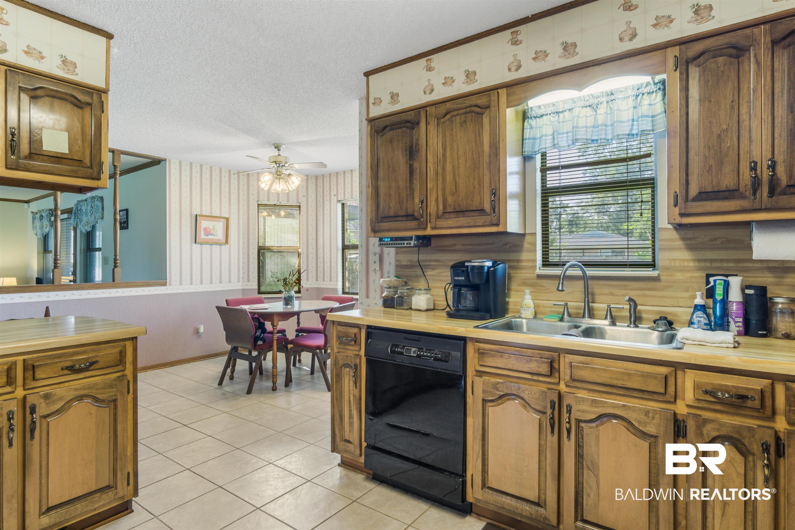 604 East Verbena Avenue Foley, AL 36535 - Photo 14 of 25