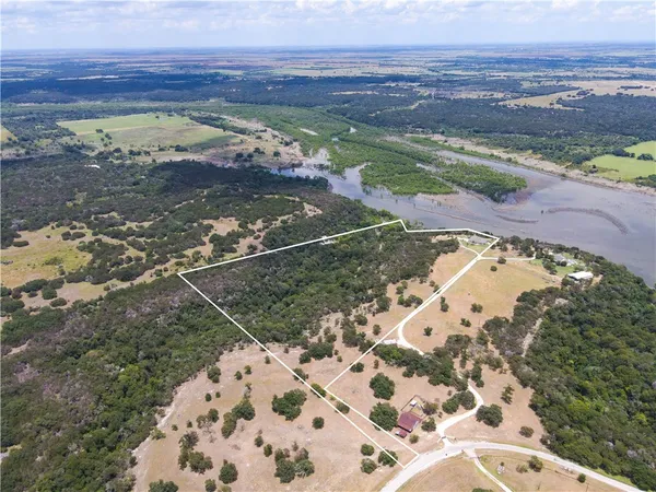 $1,600,000 | 17894 Deer Ridge Road, Moody, TX 76557