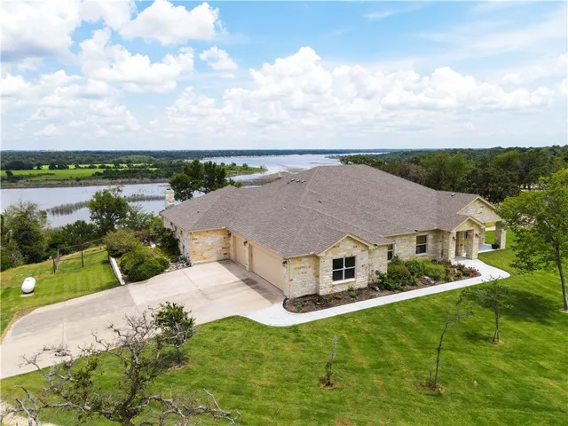 $1,600,000 | 17894 Deer Ridge Road, Moody, TX 76557