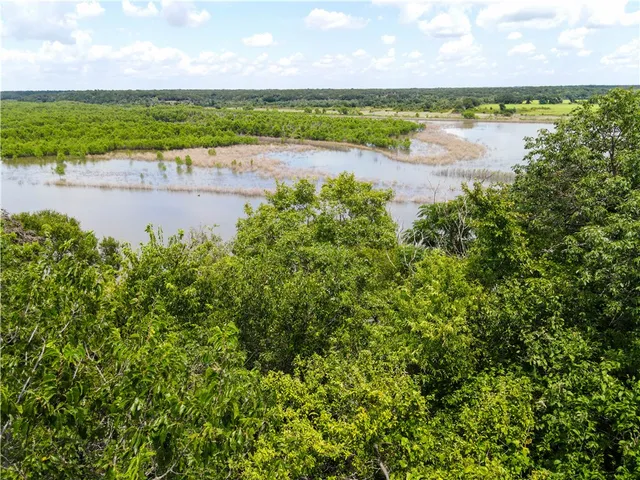 $1,600,000 | 17894 Deer Ridge Road, Moody, TX 76557
