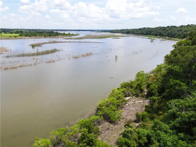 $1,600,000 | 17894 Deer Ridge Road, Moody, TX 76557
