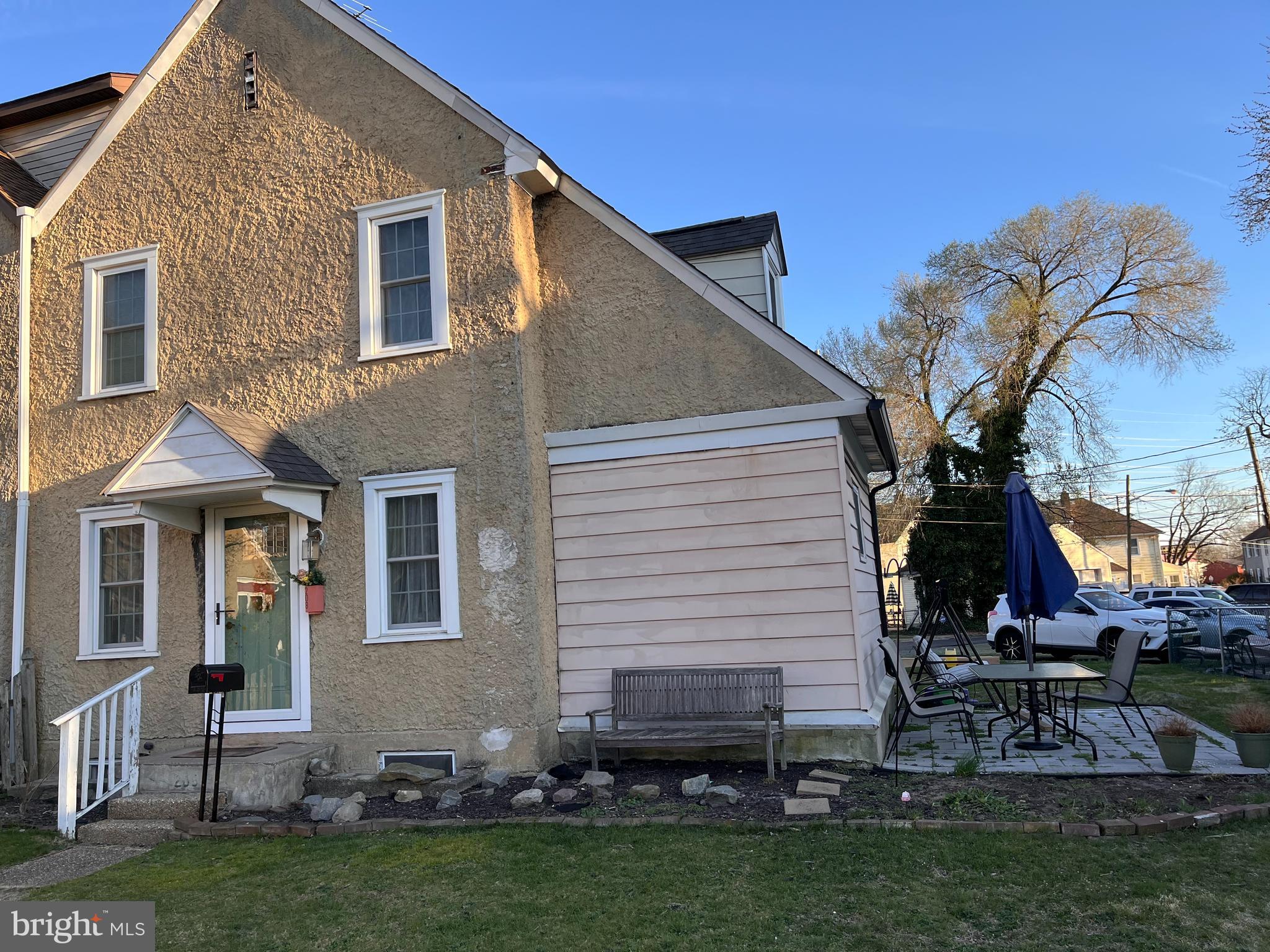 208 Chestnut Street Brooklawn, NJ 08030 - Photo 1 of 17 Gallery Image 1