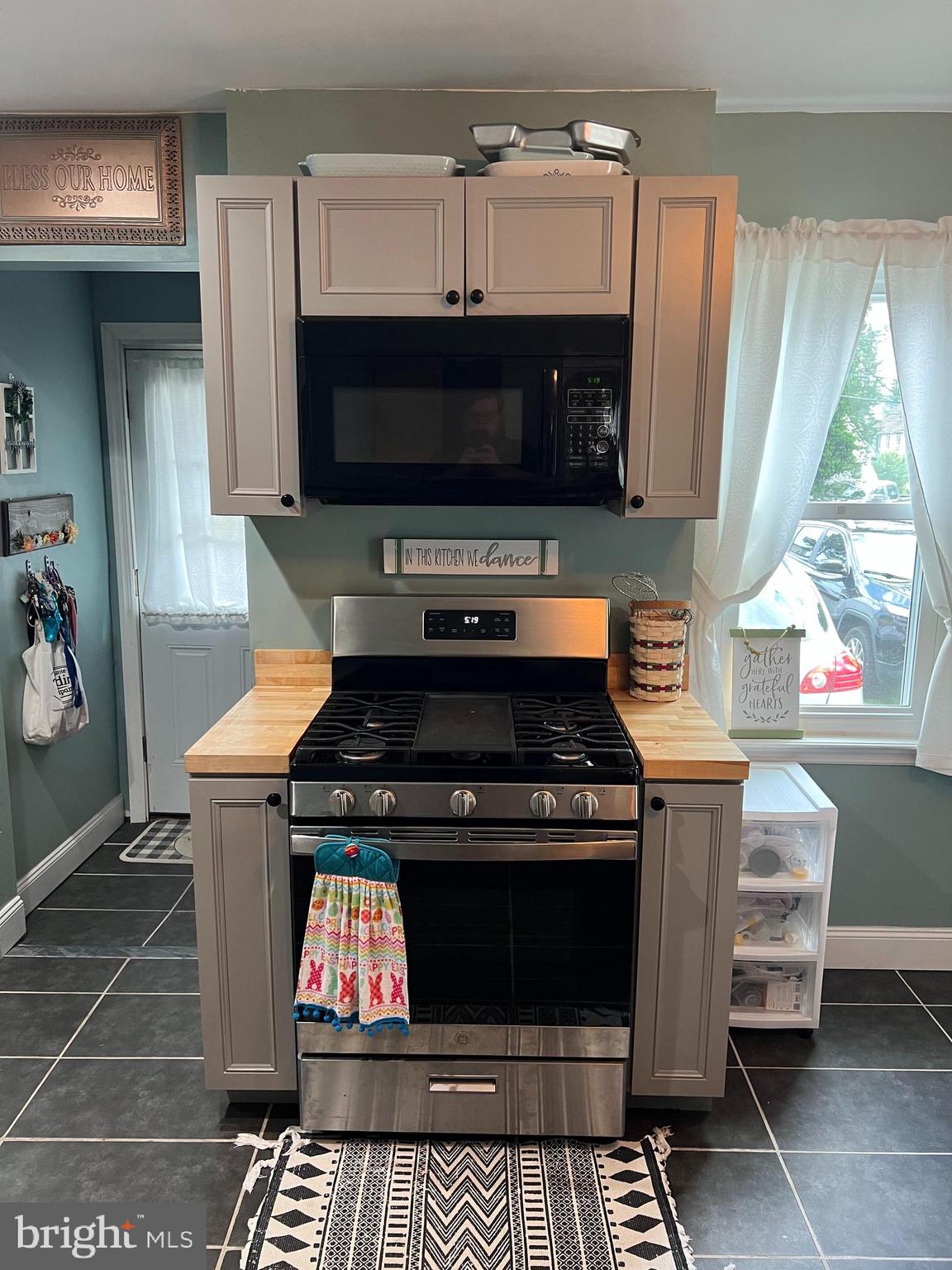 208 Chestnut Street Brooklawn, NJ 08030 - Photo 5 of 17 Gallery Image 5