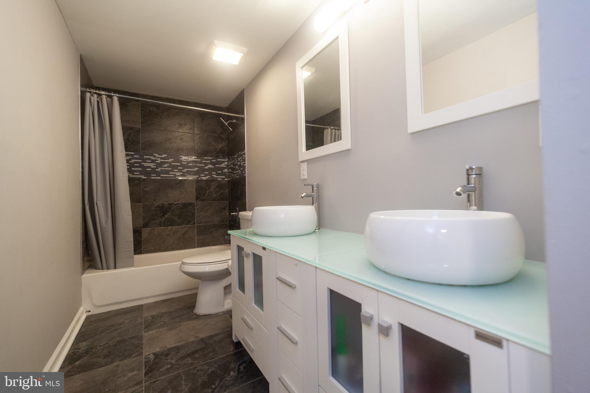 57 Vanderbilt Court Sicklerville, NJ 08081 - Photo 13 of 23