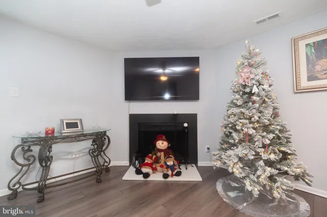 $250,000 | 57 Vanderbilt Court, Sicklerville, NJ 08081