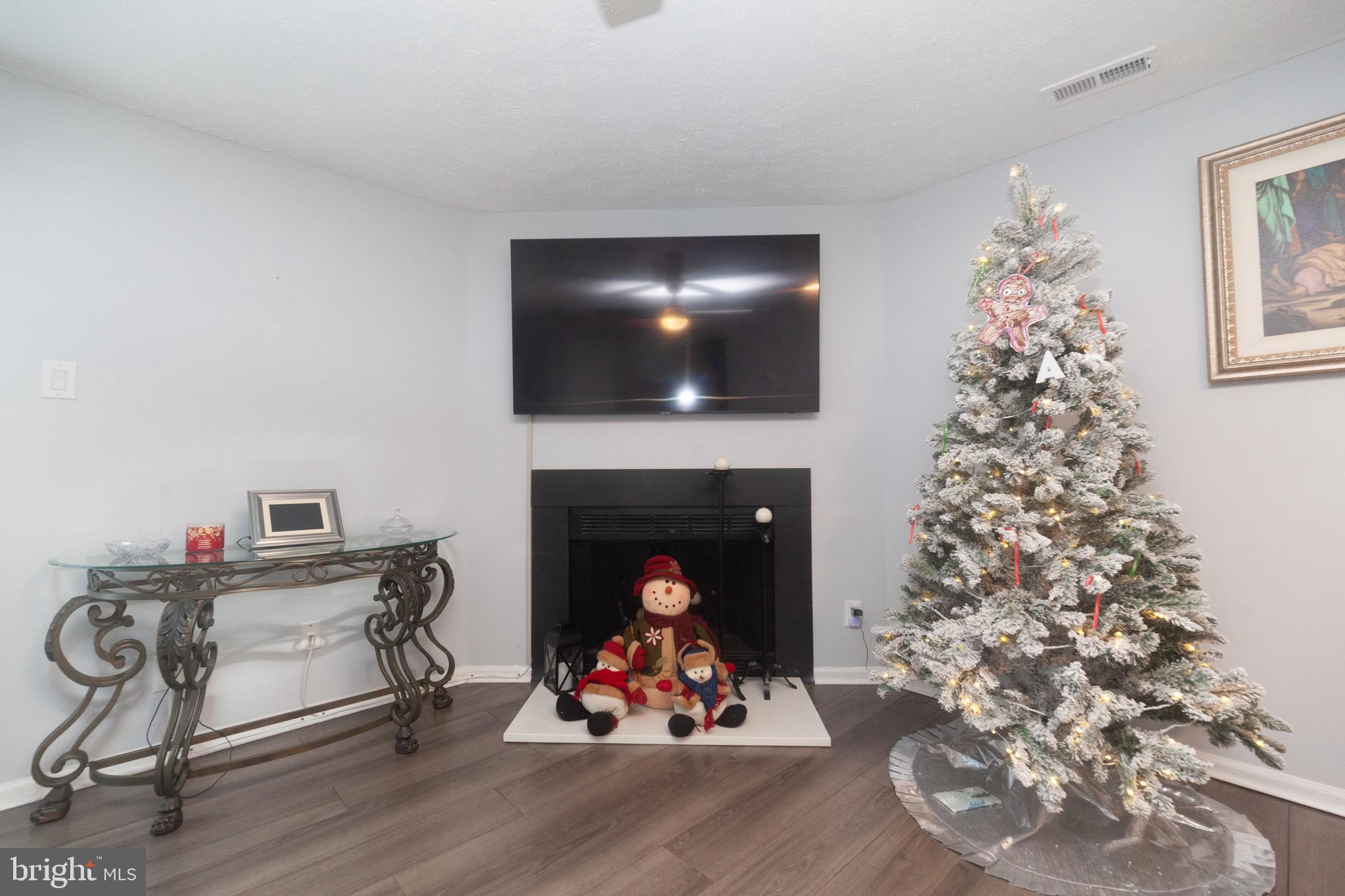 57 Vanderbilt Court Sicklerville, NJ 08081 - Photo 9 of 23