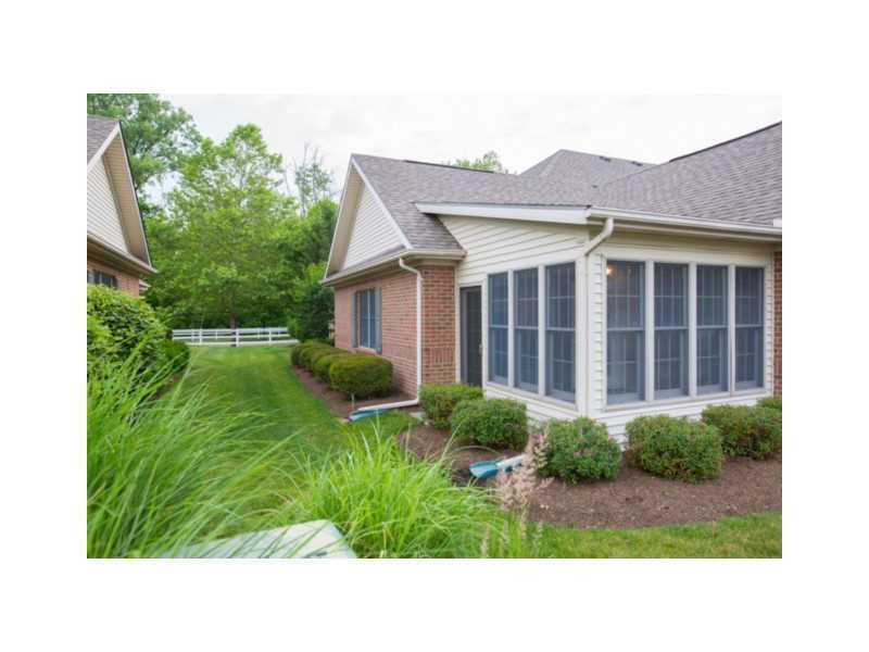 874 Trent Close, Unit 2 Springfield, OH 45503 - Photo 4 of 19