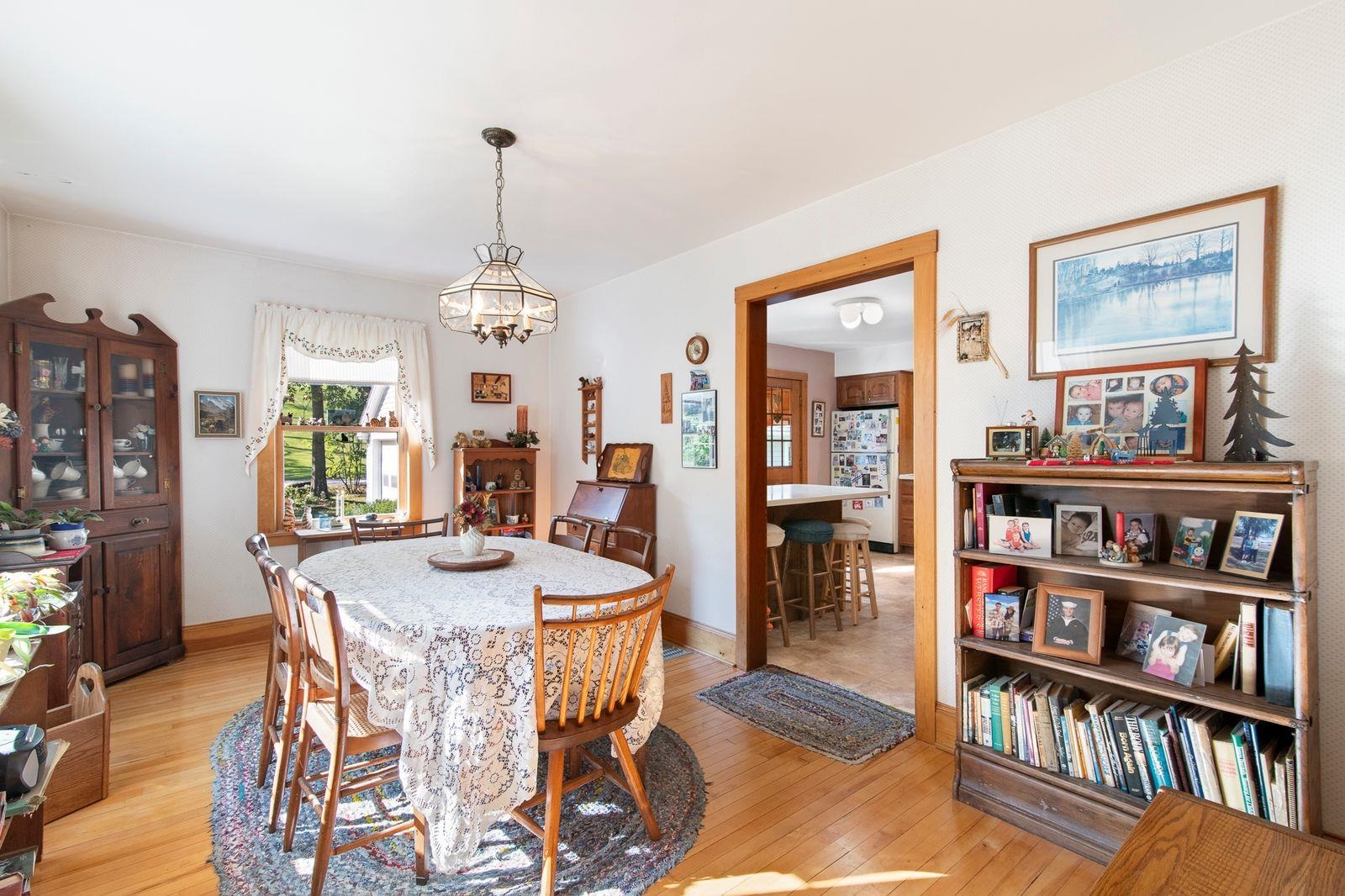 1089 Marlboro Road Brattleboro, VT 05301 - Photo 4 of 28