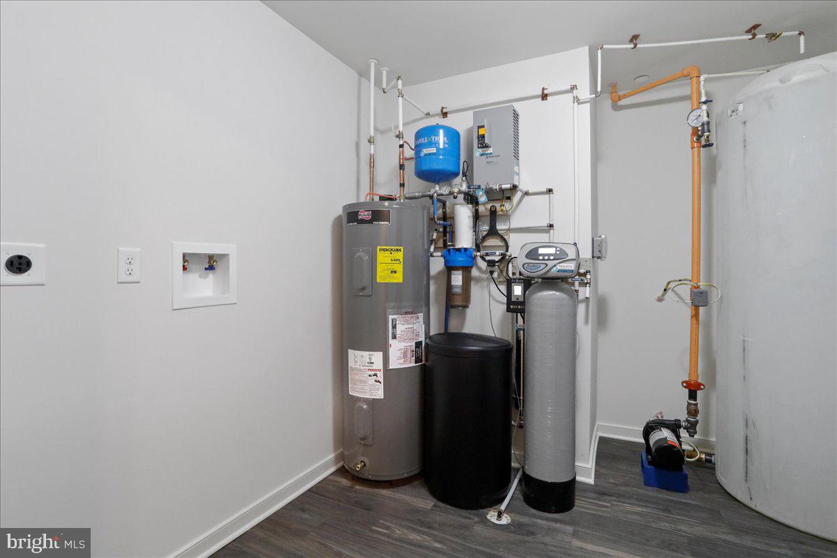 12706 Spickler Road Clear Spring, MD 21722 - Photo 35 of 55 Laundry & Storage