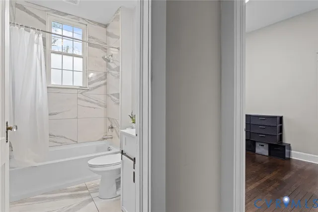 $305,000 | 405 Lafayette Avenue, Colonial Heights, VA 23834