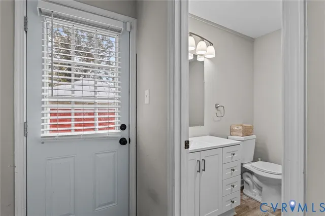 $305,000 | 405 Lafayette Avenue, Colonial Heights, VA 23834