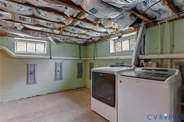 $305,000 | 405 Lafayette Avenue, Colonial Heights, VA 23834