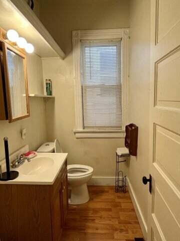 2210 North 34th Street Milwaukee, WI 53208 - Photo 8 of 12 8