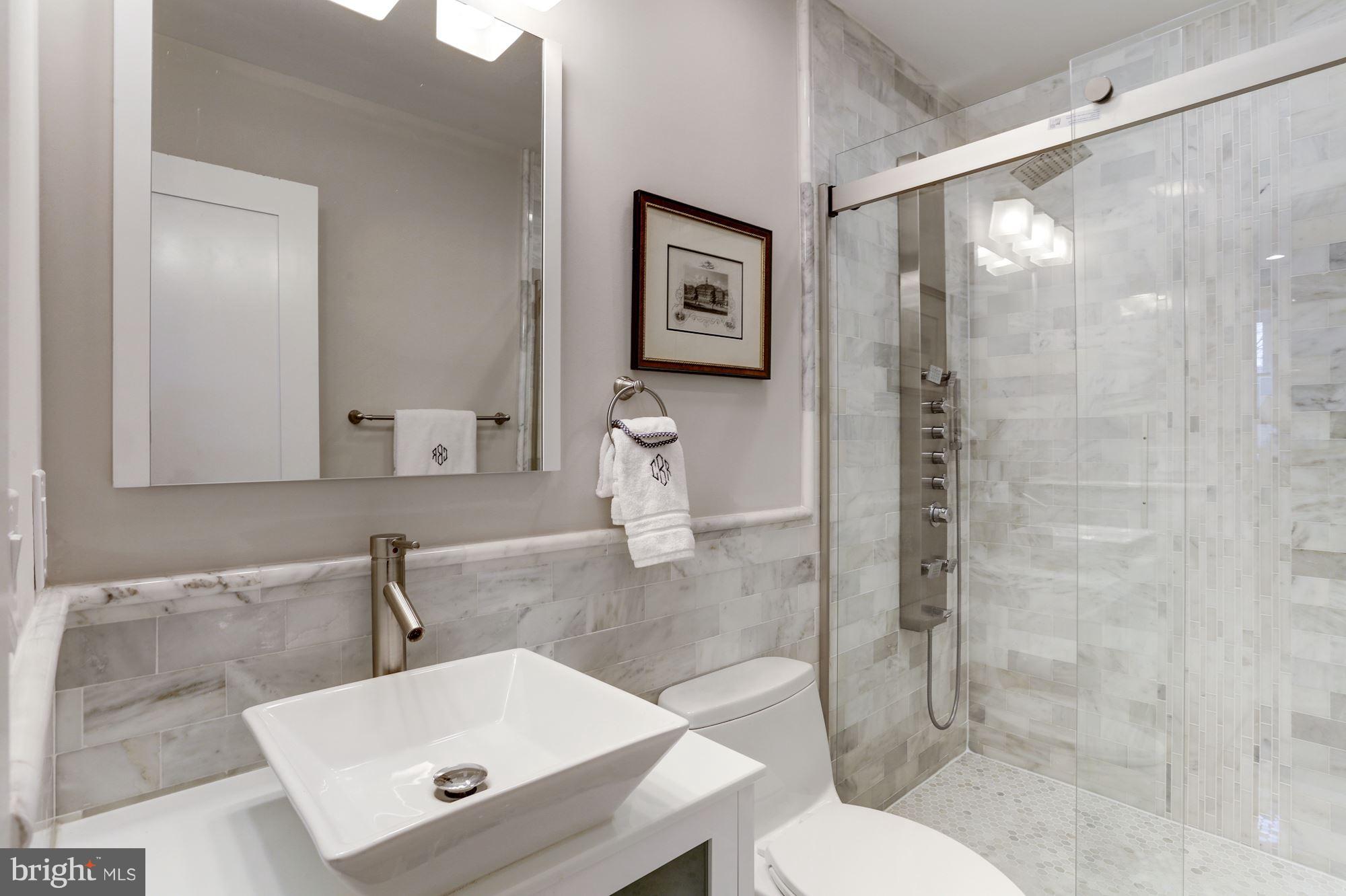 1337 Rittenhouse Street Northwest Washington, DC 20011 - Photo 10 of 22 Bath (Master)