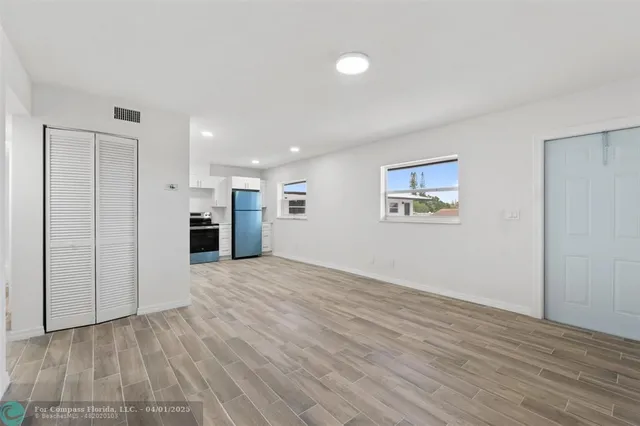 $1,600 | 1301 Emerald Terrace, Unit 14, Fort Pierce, FL 34950