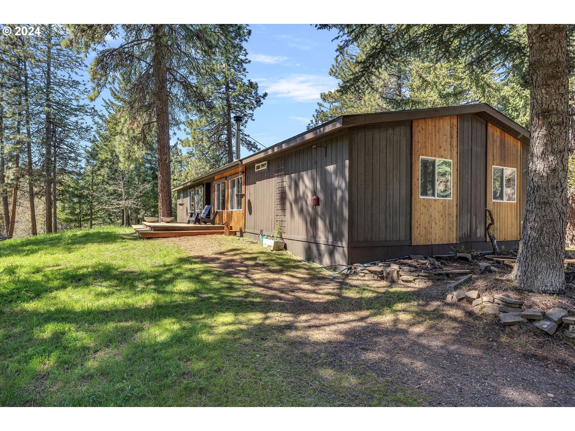 2040 State Road Mosier, OR 97040 - Photo 8 of 47 Gallery Image 8