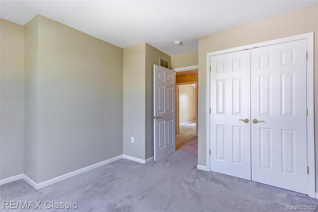 41620 Mitchell Road Novi, MI 48377 - Photo 23 of 40