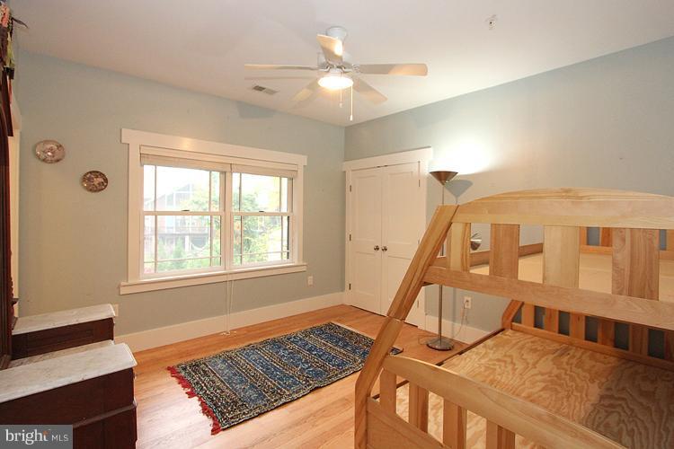 7600 Cabin Road Cabin John, MD 20818 - Photo 12 of 29 Bedroom