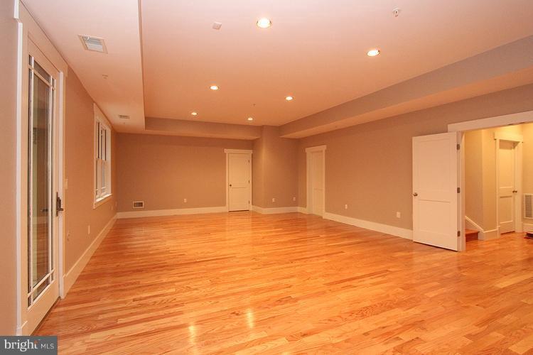 7600 Cabin Road Cabin John, MD 20818 - Photo 9 of 29 Recreation Room