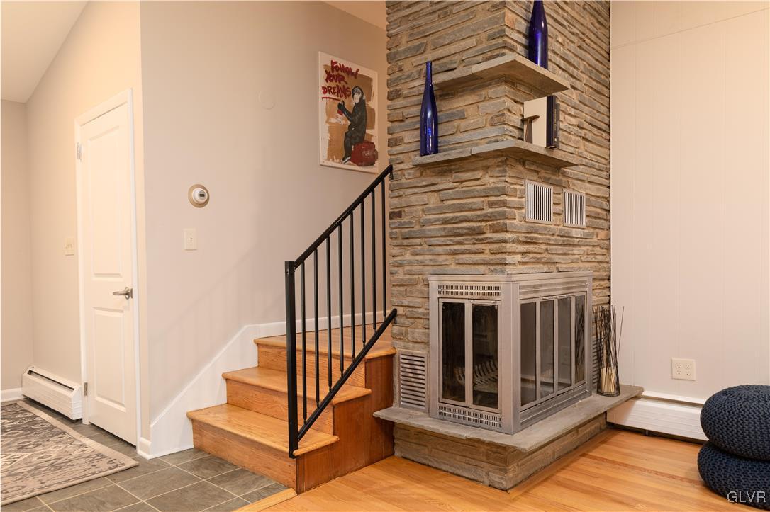 3745 Oakland Road Bethlehem, PA 18020 - Photo 9 of 43 Gallery Image 9