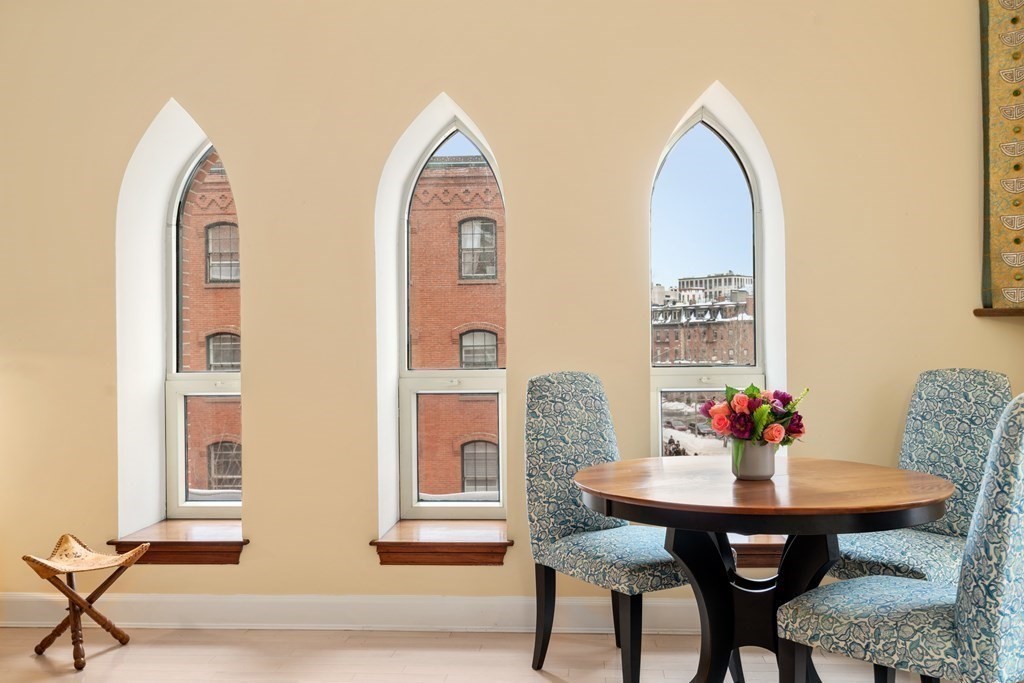 2 Clarendon Street, Unit 401 Boston, MA 02116 - Photo 2 of 24