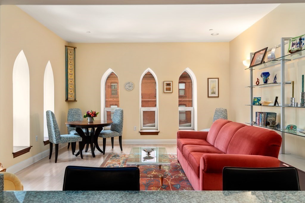 2 Clarendon Street, Unit 401 Boston, MA 02116 - Photo 4 of 24