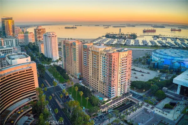 $568,000 | 488 East Ocean Boulevard, Unit 717, Long Beach, CA 90802