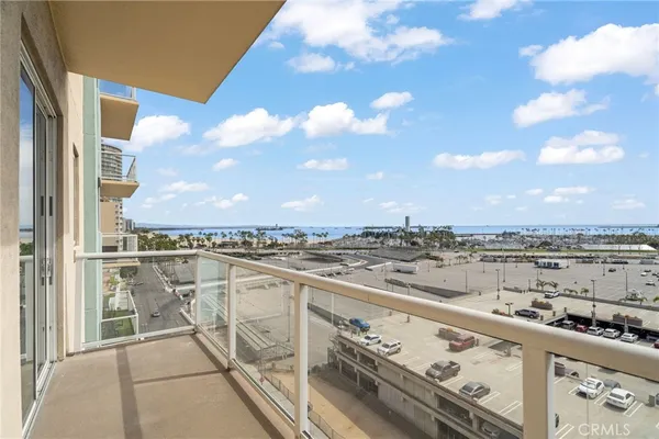 $568,000 | 488 East Ocean Boulevard, Unit 717, Long Beach, CA 90802