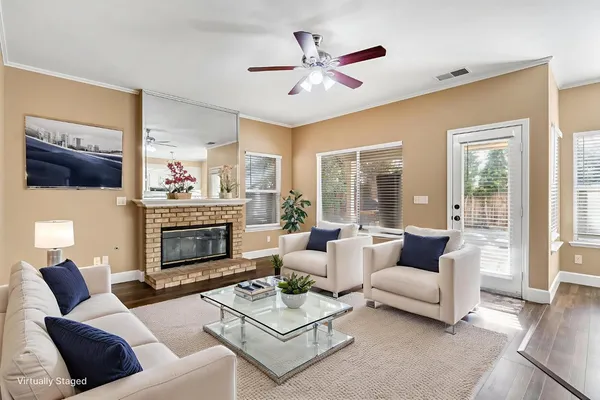 $715,000 | 2034 Wrenwood Avenue, Clovis, CA 93611