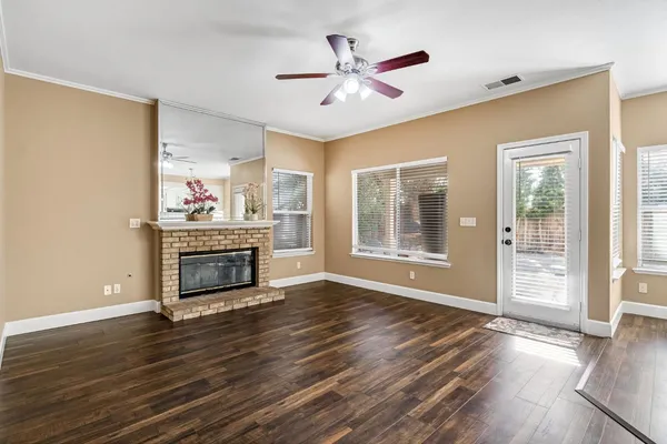 $715,000 | 2034 Wrenwood Avenue, Clovis, CA 93611