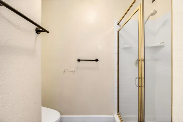 $715,000 | 2034 Wrenwood Avenue, Clovis, CA 93611