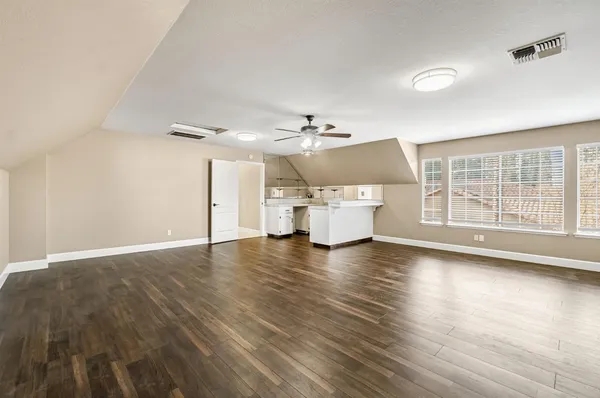 $715,000 | 2034 Wrenwood Avenue, Clovis, CA 93611