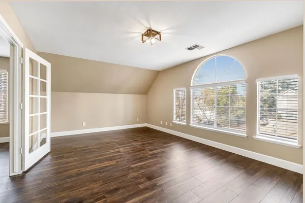 $715,000 | 2034 Wrenwood Avenue, Clovis, CA 93611