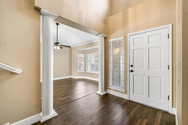 $715,000 | 2034 Wrenwood Avenue, Clovis, CA 93611