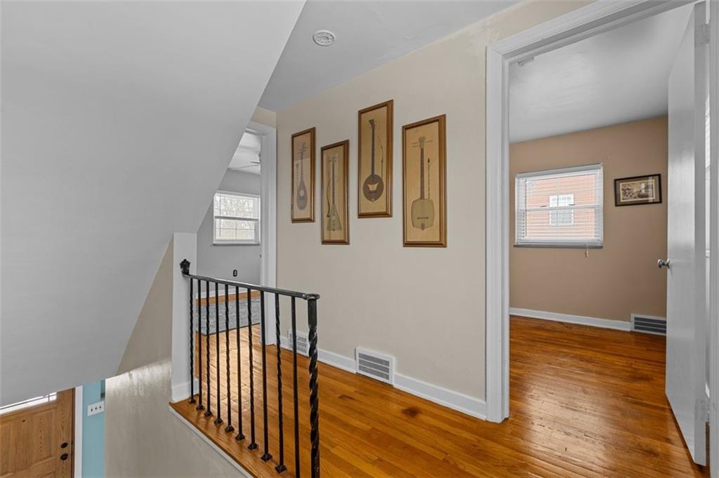 123 Crescent Hills Road Pittsburgh, PA 15235 - Photo 12 of 31 upstairs hall